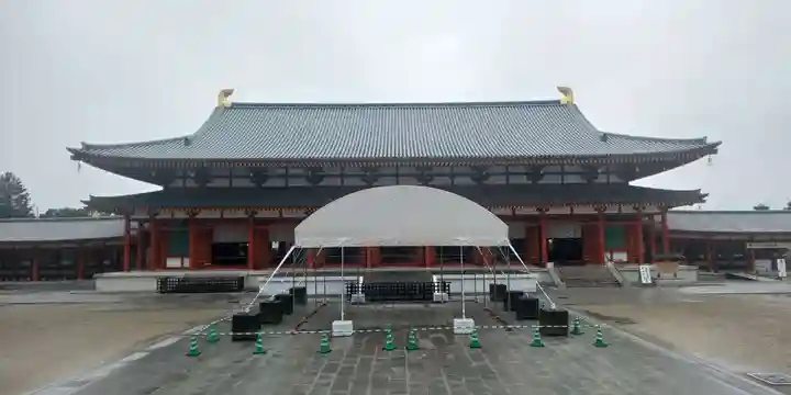 薬師寺の本殿・本堂