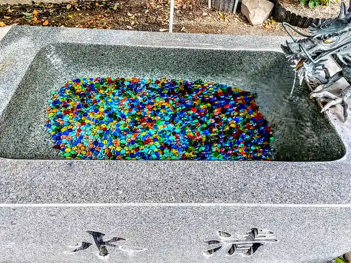 東海市熊野神社の手水舎