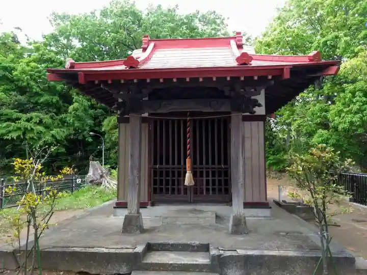 六浦諏訪神社の本殿・本堂