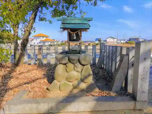 稲木神社（寄木町）の末社・摂社