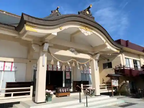 二川伏見稲荷の本殿・本堂