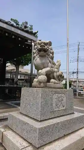 新城神社の狛犬