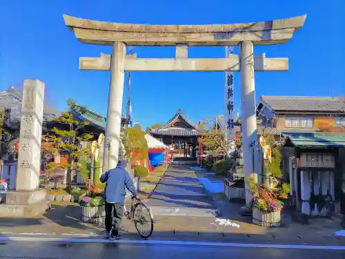 稲荷神社の鳥居