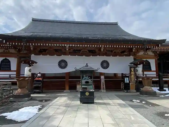 善光寺大本願(長野県)