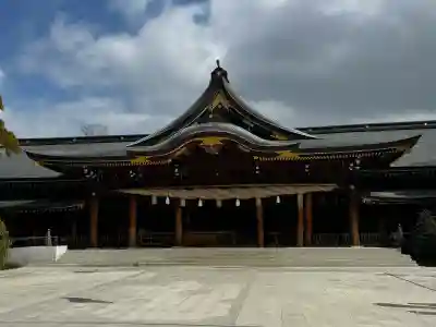 寒川神社の{uncategorized: "未分類", other: "その他", undefined: "問題あり", building: "その他建物", grave: "お墓", sacred_gate: "鳥居", guardian: "狛犬", statue: "像", buddha: "仏像", history: "歴史", nature: "自然", garden: "庭園", animal: "動物", pagoda: "塔", temizu: "手水舎", mountain_gate: "山門・神門", sanctuary: "本殿・本堂", subordinate: "末社・摂社", art: "芸術", scenery: "景色", jizo: "地蔵", ema: "絵馬", goshuin: "御朱印", omikuji: "おみくじ", items: "授与品その他", amulet: "お守り", goshuincho: "御朱印帳", eats: "食事", festival: "お祭り", votive_dance: "神楽", shichigosan: "七五三参", wedding: "結婚式", experience: "体験その他", initially: "初詣", around: "周辺", anti_infection: "感染症対策"}