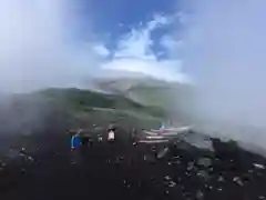 富士山頂上久須志神社の周辺