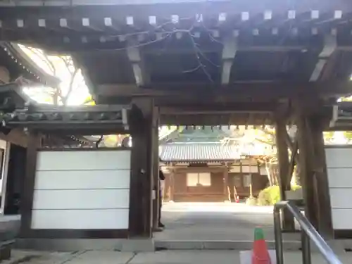 仏地院の山門・神門