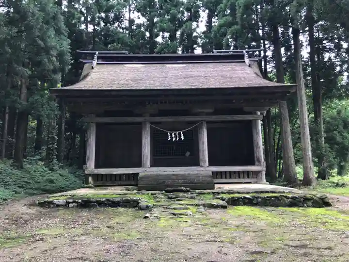 波宇志別神社神楽殿(秋田県)
