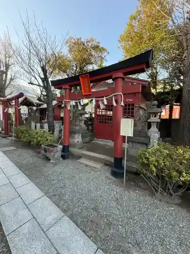 羽田神社の{uncategorized: "未分類", other: "その他", undefined: "問題あり", building: "その他建物", grave: "お墓", sacred_gate: "鳥居", guardian: "狛犬", statue: "像", buddha: "仏像", history: "歴史", nature: "自然", garden: "庭園", animal: "動物", pagoda: "塔", temizu: "手水舎", mountain_gate: "山門・神門", sanctuary: "本殿・本堂", subordinate: "末社・摂社", art: "芸術", scenery: "景色", jizo: "地蔵", ema: "絵馬", goshuin: "御朱印", omikuji: "おみくじ", items: "授与品その他", amulet: "お守り", goshuincho: "御朱印帳", eats: "食事", festival: "お祭り", votive_dance: "神楽", shichigosan: "七五三参", wedding: "結婚式", experience: "体験その他", initially: "初詣", around: "周辺", anti_infection: "感染症対策"}