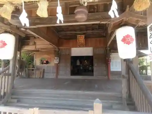大原八幡神社の本殿・本堂