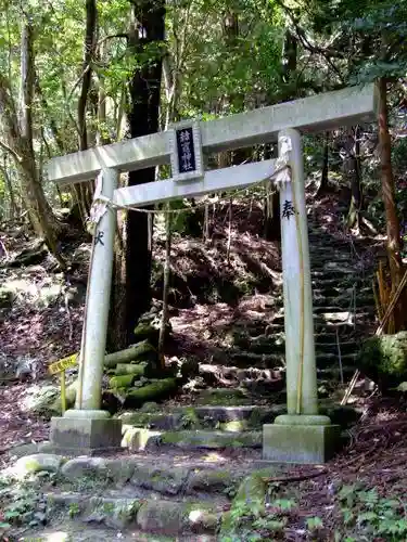 韓竈神社の鳥居