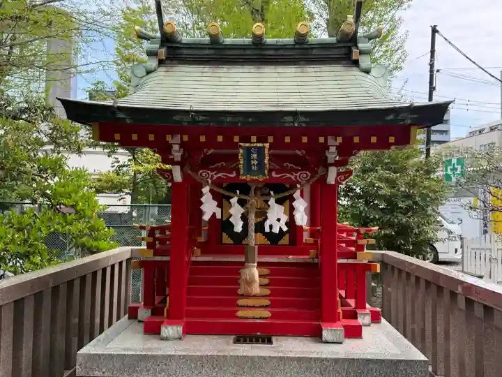 七渡神社(七渡弁天社)の{uncategorized: "未分類", other: "その他", undefined: "問題あり", building: "その他建物", grave: "お墓", sacred_gate: "鳥居", guardian: "狛犬", statue: "像", buddha: "仏像", history: "歴史", nature: "自然", garden: "庭園", animal: "動物", pagoda: "塔", temizu: "手水舎", mountain_gate: "山門・神門", sanctuary: "本殿・本堂", subordinate: "末社・摂社", art: "芸術", scenery: "景色", jizo: "地蔵", ema: "絵馬", goshuin: "御朱印", omikuji: "おみくじ", items: "授与品その他", amulet: "お守り", goshuincho: "御朱印帳", eats: "食事", festival: "お祭り", votive_dance: "神楽", shichigosan: "七五三参", wedding: "結婚式", experience: "体験その他", initially: "初詣", around: "周辺", anti_infection: "感染症対策"}