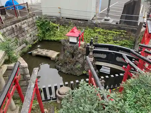 横浜成田山延命院（成田山横浜別院）の庭園