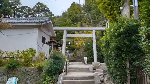 御霊神社の鳥居