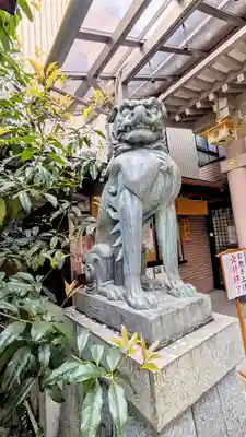 十番稲荷神社の狛犬