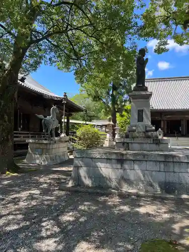 斑鳩寺の仏像