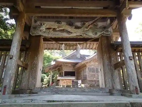 東霧島神社の山門・神門