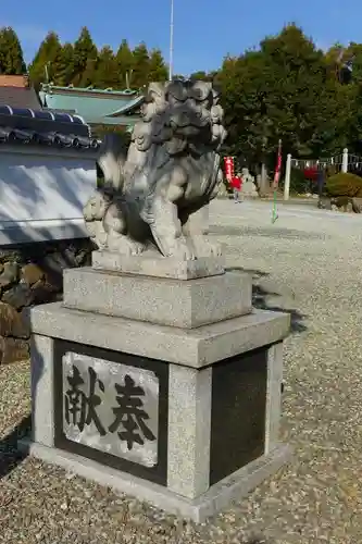 爲那都比古神社の狛犬