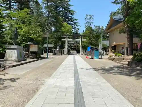 上杉神社の建物その他