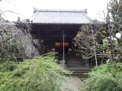 宝戒寺の本殿・本堂