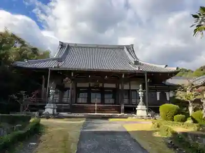 本慶寺の本殿・本堂