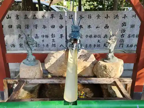越木岩神社の手水舎