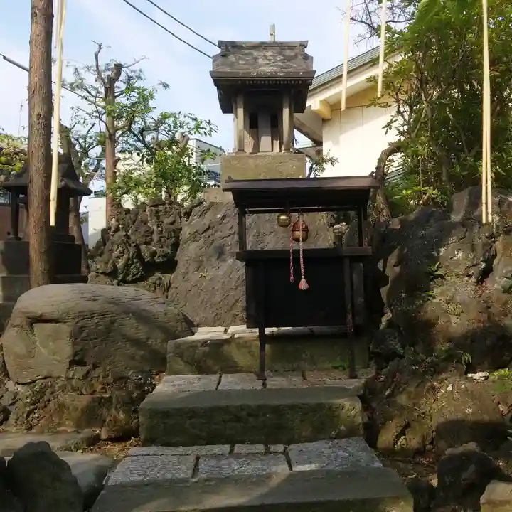 諏訪神社の末社・摂社