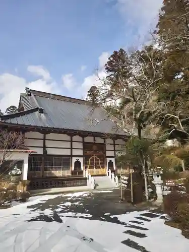 岩角山 岩角寺の本殿・本堂