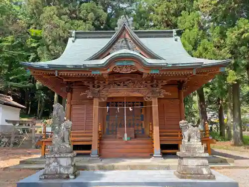 甲波宿祢神社の本殿