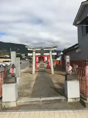 普賢願生稲荷神社の鳥居