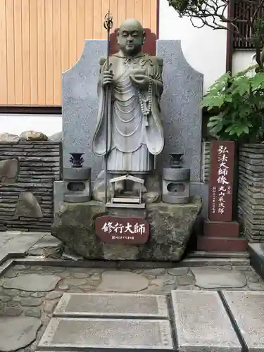 真福寺の像