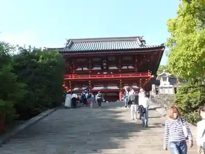 鶴岡八幡宮の山門・神門