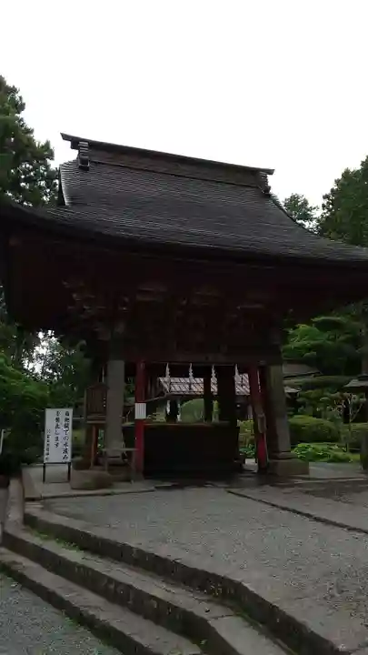 北口本宮冨士浅間神社の手水舎