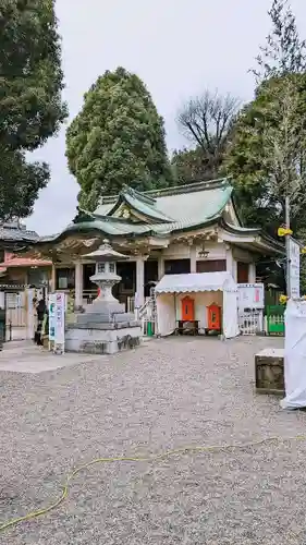 白山神社の本殿