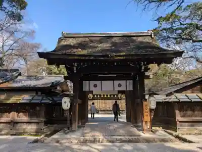 河合神社（鴨川合坐小社宅神社）の{uncategorized: "未分類", other: "その他", undefined: "問題あり", building: "その他建物", grave: "お墓", sacred_gate: "鳥居", guardian: "狛犬", statue: "像", buddha: "仏像", history: "歴史", nature: "自然", garden: "庭園", animal: "動物", pagoda: "塔", temizu: "手水舎", mountain_gate: "山門・神門", sanctuary: "本殿・本堂", subordinate: "末社・摂社", art: "芸術", scenery: "景色", jizo: "地蔵", ema: "絵馬", goshuin: "御朱印", omikuji: "おみくじ", items: "授与品その他", amulet: "お守り", goshuincho: "御朱印帳", eats: "食事", festival: "お祭り", votive_dance: "神楽", shichigosan: "七五三参", wedding: "結婚式", experience: "体験その他", initially: "初詣", around: "周辺", anti_infection: "感染症対策"}