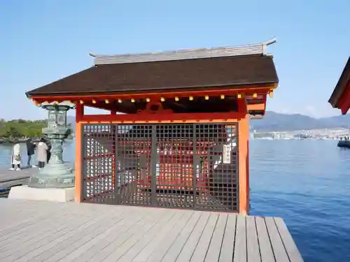 厳島神社の建物その他