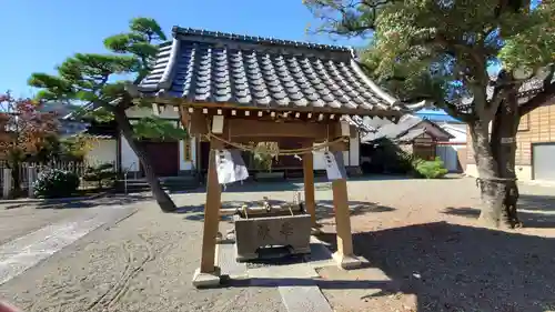 栗原氷川神社の手水舎