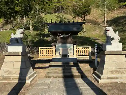 本別神社の{uncategorized: "未分類", other: "その他", undefined: "問題あり", building: "その他建物", grave: "お墓", sacred_gate: "鳥居", guardian: "狛犬", statue: "像", buddha: "仏像", history: "歴史", nature: "自然", garden: "庭園", animal: "動物", pagoda: "塔", temizu: "手水舎", mountain_gate: "山門・神門", sanctuary: "本殿・本堂", subordinate: "末社・摂社", art: "芸術", scenery: "景色", jizo: "地蔵", ema: "絵馬", goshuin: "御朱印", omikuji: "おみくじ", items: "授与品その他", amulet: "お守り", goshuincho: "御朱印帳", eats: "食事", festival: "お祭り", votive_dance: "神楽", shichigosan: "七五三参", wedding: "結婚式", experience: "体験その他", initially: "初詣", around: "周辺", anti_infection: "感染症対策"}