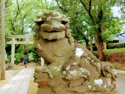 前原御嶽神社の狛犬