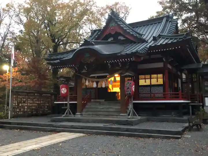 山中諏訪神社の本殿・本堂