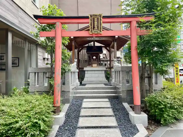 鎮守稲荷大明神(東京都)