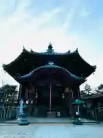 興福寺 南円堂の{uncategorized: "未分類", other: "その他", undefined: "問題あり", building: "その他建物", grave: "お墓", sacred_gate: "鳥居", guardian: "狛犬", statue: "像", buddha: "仏像", history: "歴史", nature: "自然", garden: "庭園", animal: "動物", pagoda: "塔", temizu: "手水舎", mountain_gate: "山門・神門", sanctuary: "本殿・本堂", subordinate: "末社・摂社", art: "芸術", scenery: "景色", jizo: "地蔵", ema: "絵馬", goshuin: "御朱印", omikuji: "おみくじ", items: "授与品その他", amulet: "お守り", goshuincho: "御朱印帳", eats: "食事", festival: "お祭り", votive_dance: "神楽", shichigosan: "七五三参", wedding: "結婚式", experience: "体験その他", initially: "初詣", around: "周辺", anti_infection: "感染症対策"}