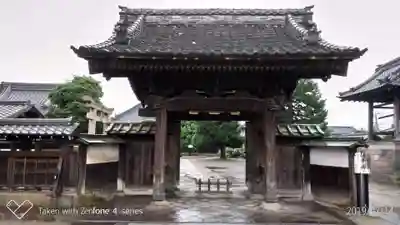 広済寺の山門・神門
