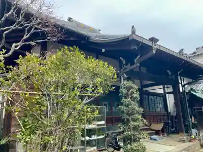 信行寺の{uncategorized: "未分類", other: "その他", undefined: "問題あり", building: "その他建物", grave: "お墓", sacred_gate: "鳥居", guardian: "狛犬", statue: "像", buddha: "仏像", history: "歴史", nature: "自然", garden: "庭園", animal: "動物", pagoda: "塔", temizu: "手水舎", mountain_gate: "山門・神門", sanctuary: "本殿・本堂", subordinate: "末社・摂社", art: "芸術", scenery: "景色", jizo: "地蔵", ema: "絵馬", goshuin: "御朱印", omikuji: "おみくじ", items: "授与品その他", amulet: "お守り", goshuincho: "御朱印帳", eats: "食事", festival: "お祭り", votive_dance: "神楽", shichigosan: "七五三参", wedding: "結婚式", experience: "体験その他", initially: "初詣", around: "周辺", anti_infection: "感染症対策"}