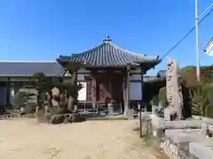 薬師寺の本殿