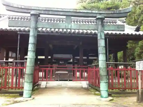 厳島神社の鳥居