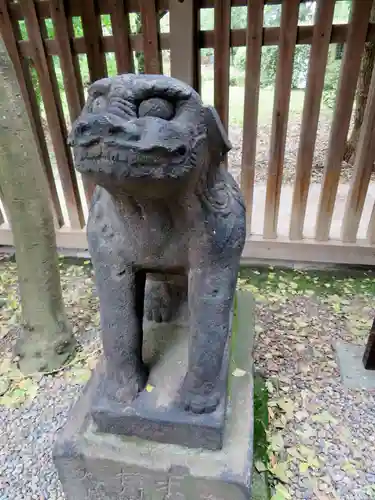 牛嶋神社の狛犬