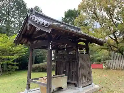 乎疑原神社の手水舎