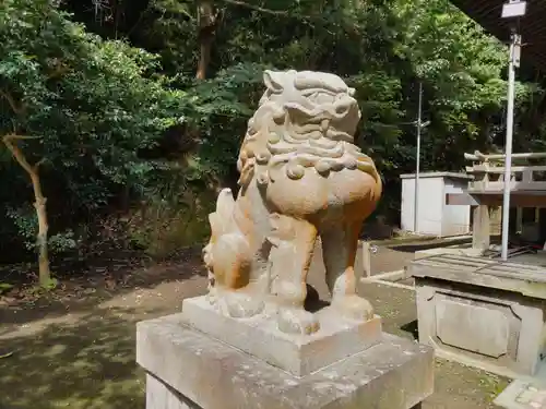 甘縄神明神社（甘縄神明宮）の狛犬