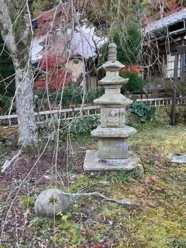 東慶寺の塔